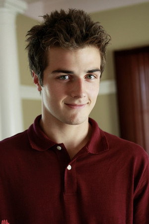 Beau Mirchoff portrait