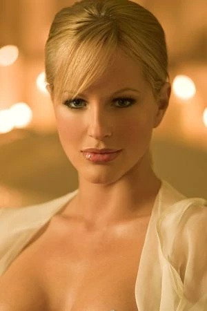 Divini Rae portrait