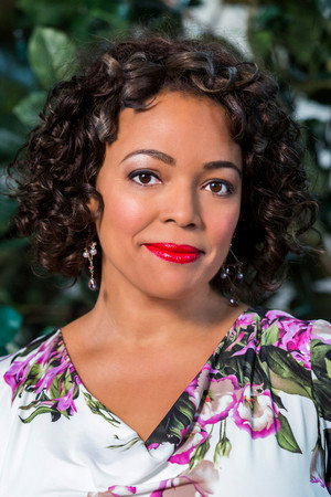 Kim Fields portrait