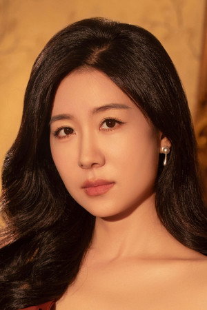 Huang Jingxin portrait