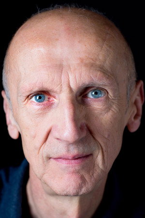 Ian Hanmore portrait