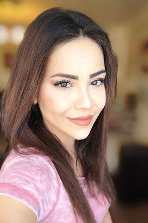 Tuggül Küçükoglu portrait