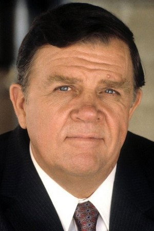 Pat Hingle portrait