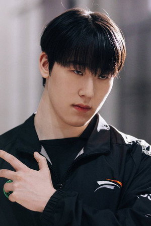 Kim Geon-woo portrait