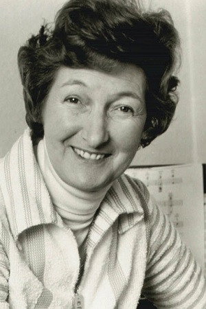 Pat Coombs portrait