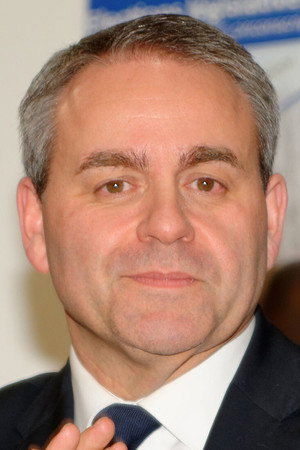 Xavier Bertrand portrait