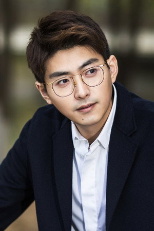 Cui Hang portrait