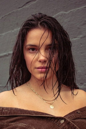 Inde Navarrette portrait