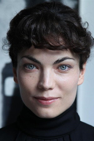 Coralie Revel portrait