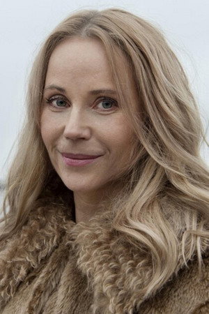 Sofia Helin portrait