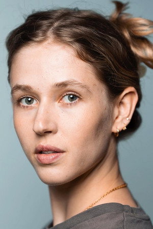 Marie Reuther portrait