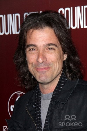 Warren DeMartini portrait