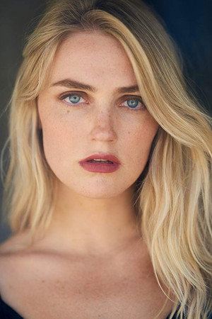 Lauren Caster portrait
