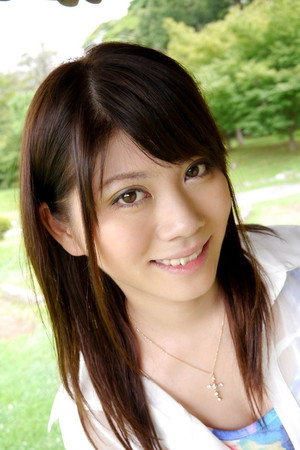 Miki Torii portrait