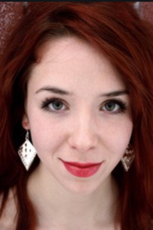 Isabel Pavval portrait