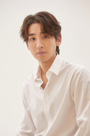 Song Ji-ho portrait