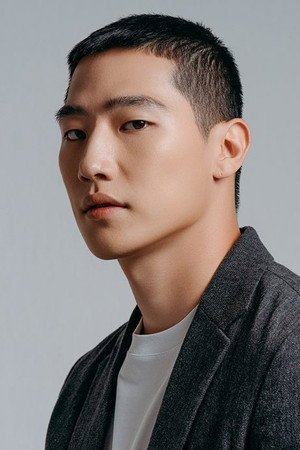 Steve Sanghyun Noh portrait