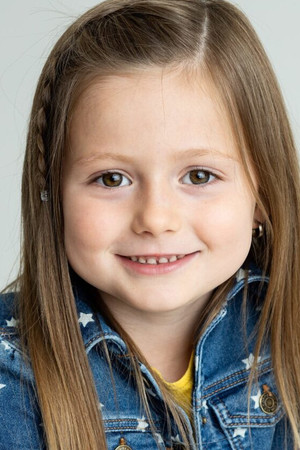 Margaux Vaillancourt portrait