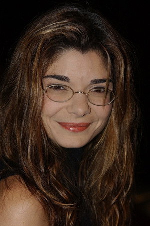 Laura San Giacomo portrait