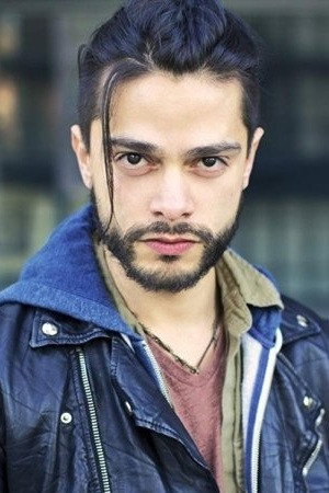 Víctor Ayala portrait
