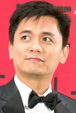 Jun Robles Lana portrait