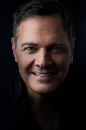 Mario Pelchat portrait