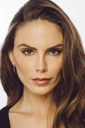 Nina Seničar portrait