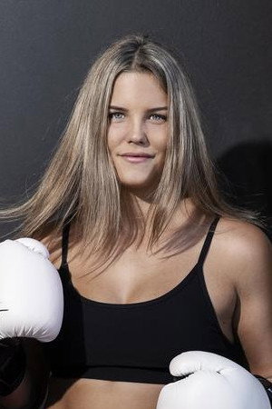 Taylah Robertson portrait