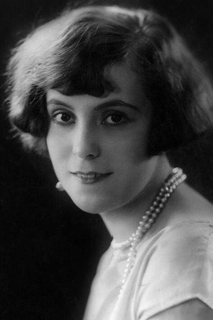 Jarmila Novotná portrait