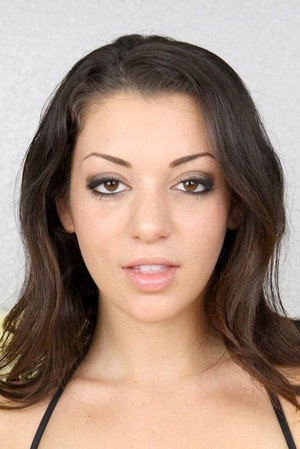 Melina Mason portrait