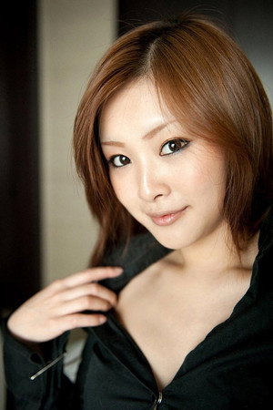 Rina Ishikawa portrait