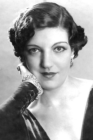 Estelle Jayne portrait
