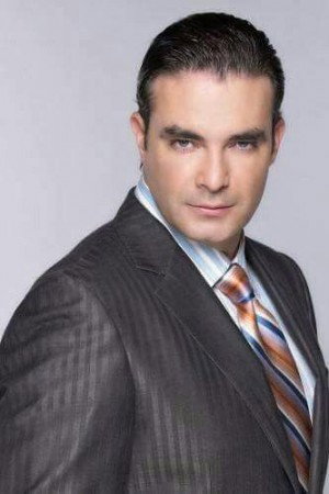 Mauricio Islas portrait