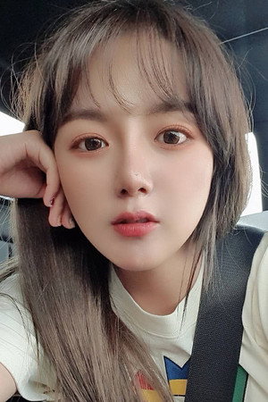 Song Eun-Chae portrait