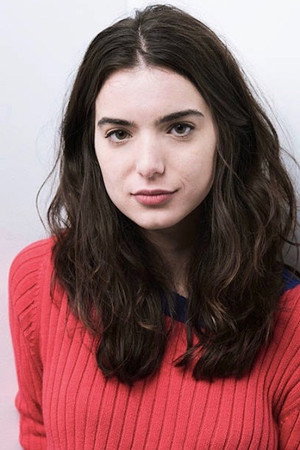 Dylan Gelula portrait
