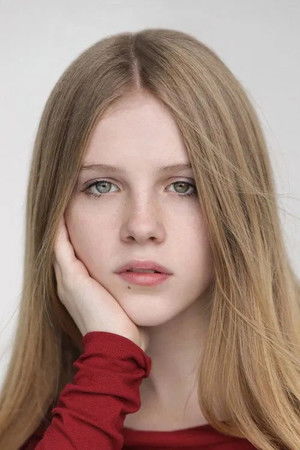 Alyla Browne portrait