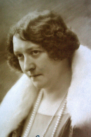 Berthe Dagmar portrait