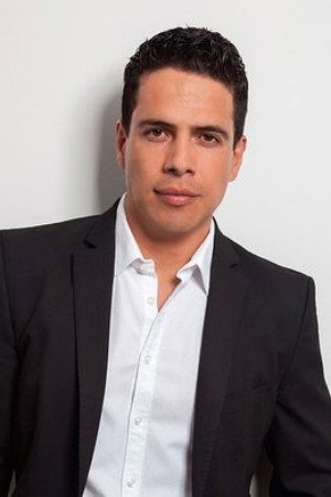 Freddy Flores portrait