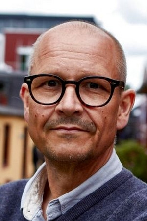 Birger Larsen portrait