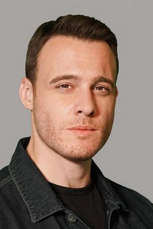Kerem Bürsin portrait