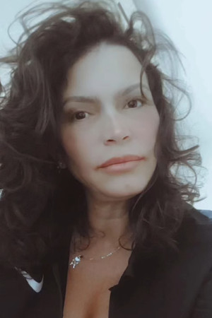 Patrícia Pires portrait