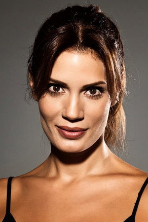 Ayça Varlıer portrait