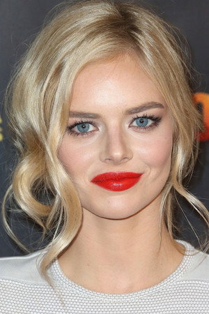 Samara Weaving portrait