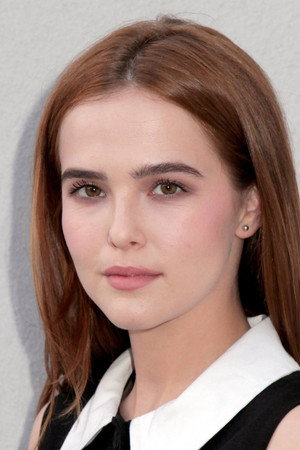 Zoey Deutch portrait
