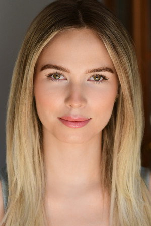 Piper Watts portrait