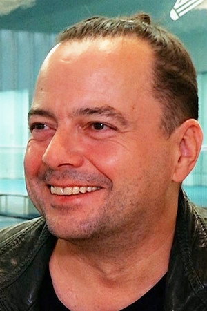 Tomi Okres portrait