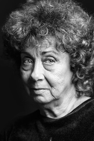 Flora Lauten portrait