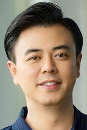 Tuấn Tú portrait