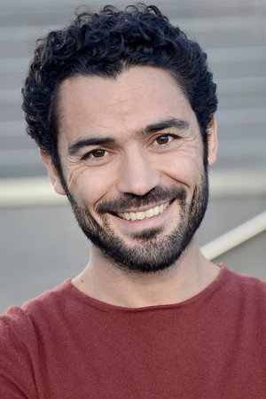 Ismail Zagros portrait