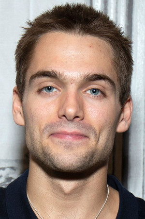 Dylan Sprayberry portrait
